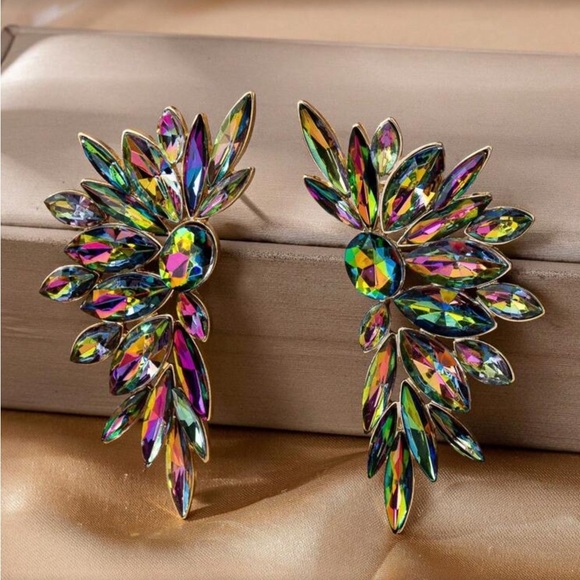✨NEW Elegant Multicolor Crystal Statement Earrings - Picture 4 of 5
